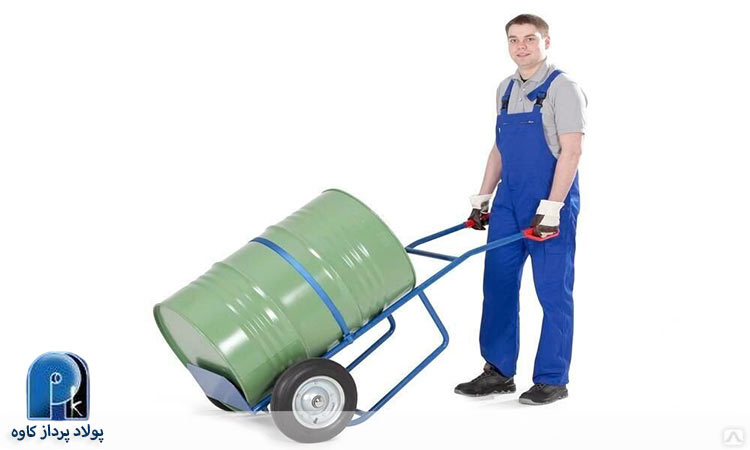 حمل بشکه فلزی با چرخ دستی