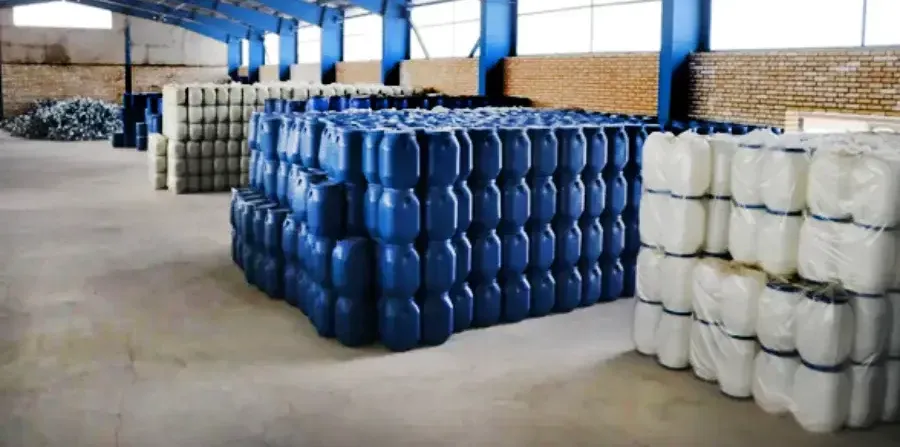 چرا بشکه های HDPE گزینه ای عالی برای مواد خطرناک هستند؟